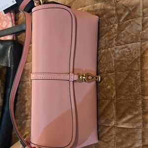 Coach Bubblegum Pink GLV Hamptons Bag